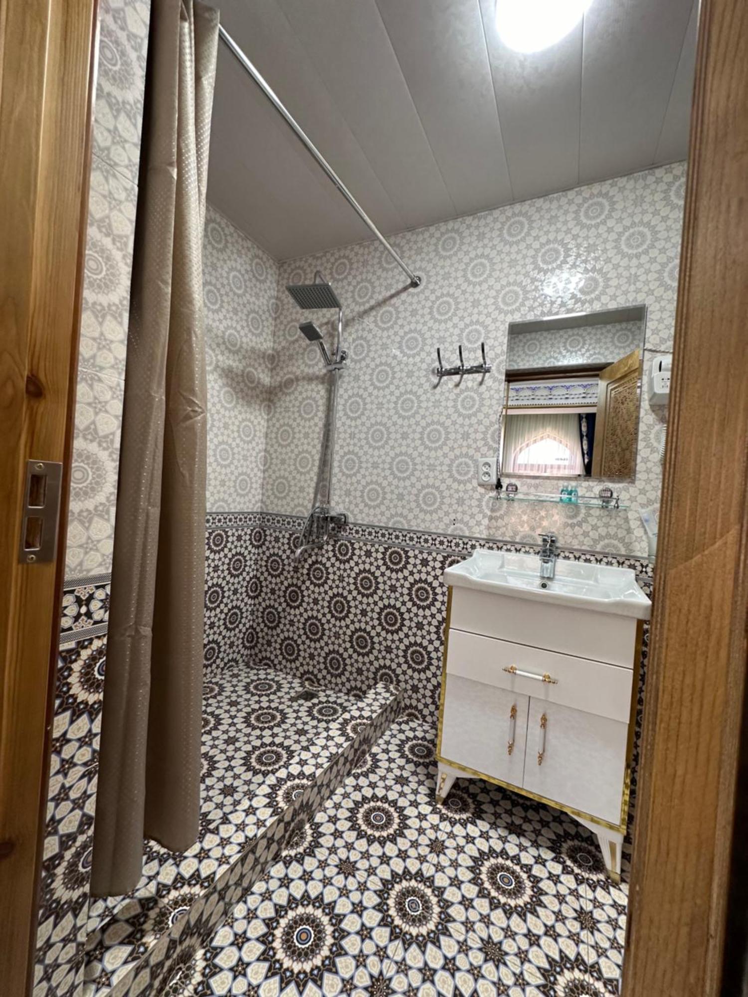 Hotel Zarhal Bukhara Eksteriør bilde